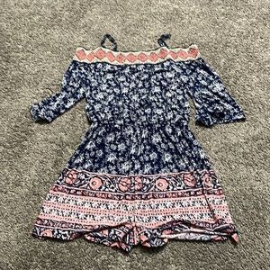 Society Girl Romper Women's XS Off‎ the Shoulder Romper Gray Blue Pink Cream